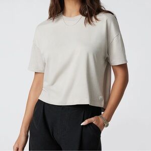 Vuori Ecru Heather Energy Tee